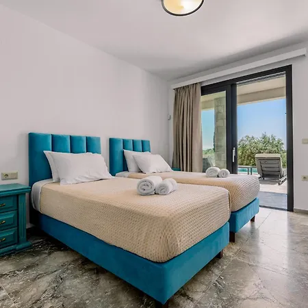 Perigiali Mansion Villa *